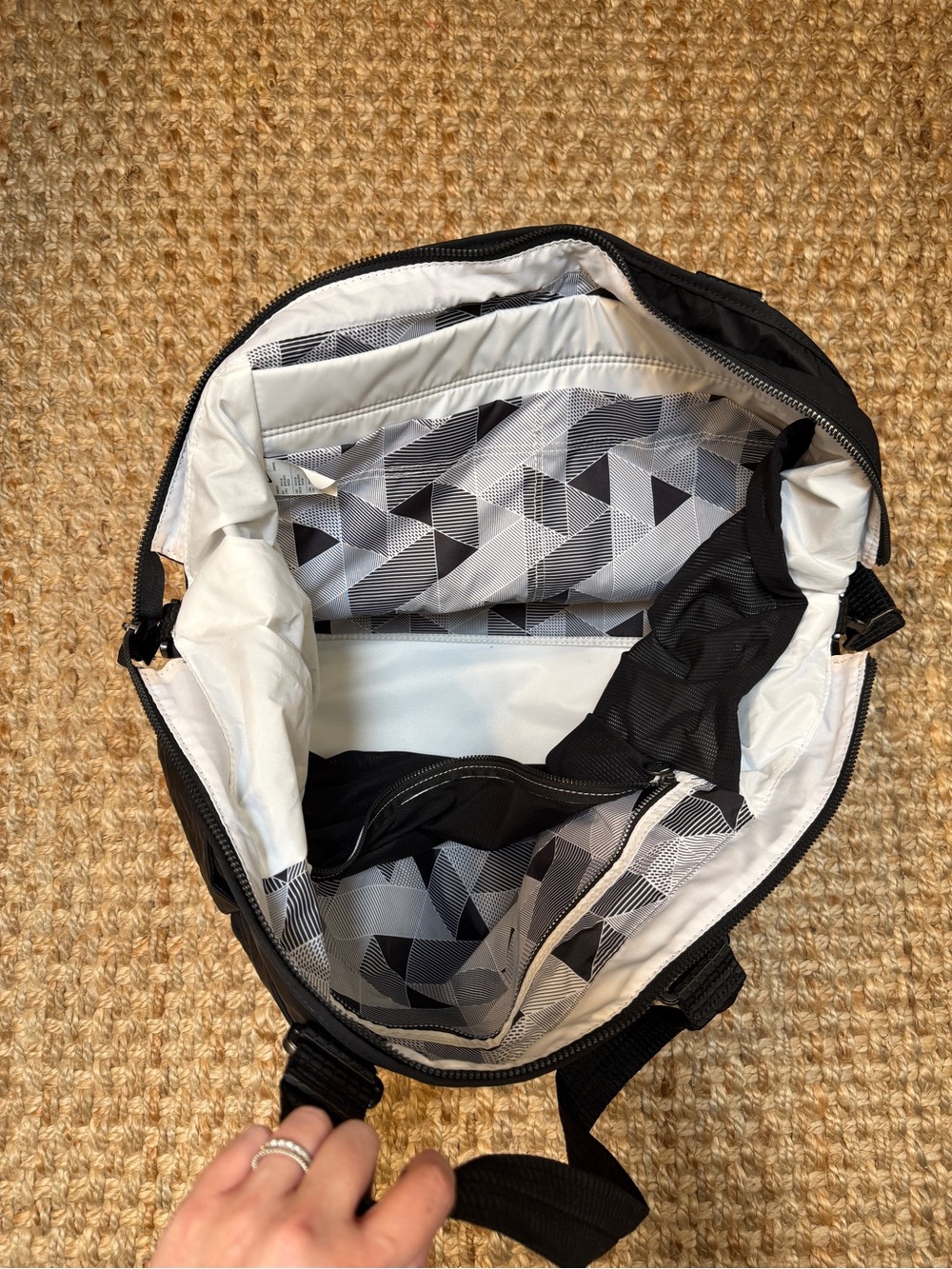 Nike × Serena Williams Duffel Bag - Picture 4 of 9